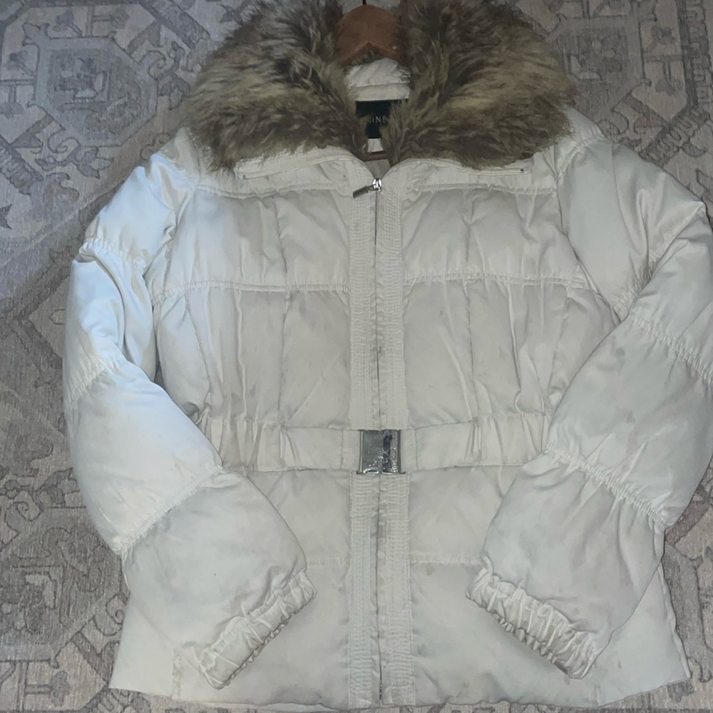 Nine West Size Small White Puffer Jacket with Fur Collar